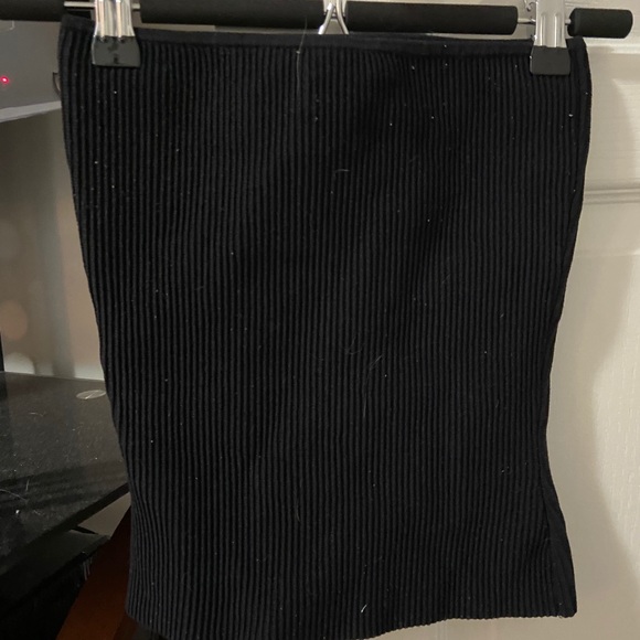 Aritzia sleeveless top - Picture 5 of 6